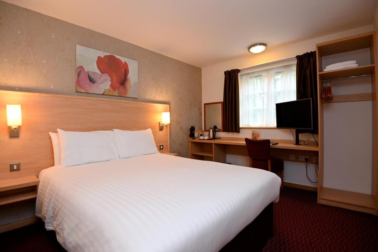 Meadow Farm Redditch By Marstons Inns Εξωτερικό φωτογραφία