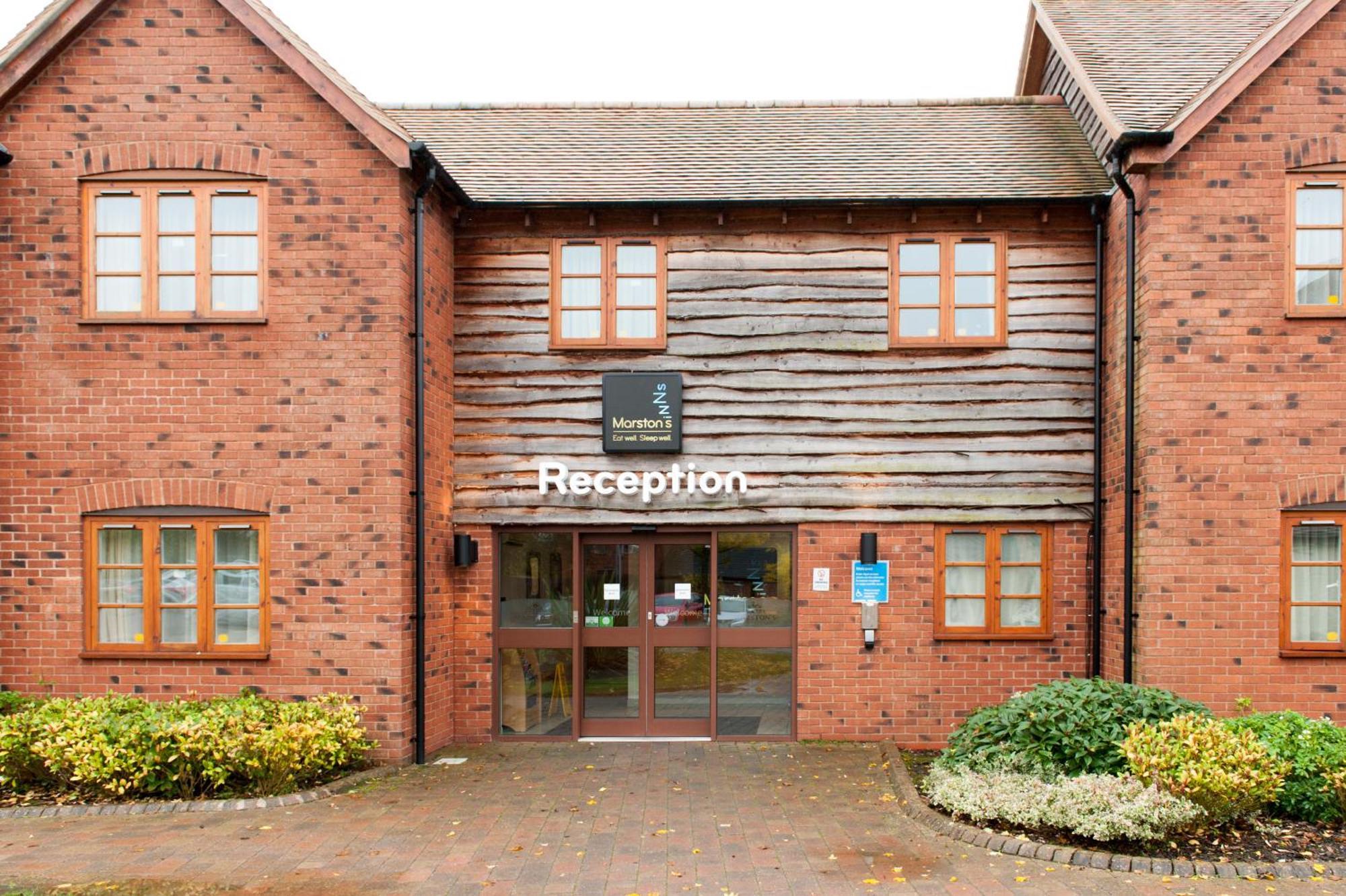 Meadow Farm Redditch By Marstons Inns Εξωτερικό φωτογραφία